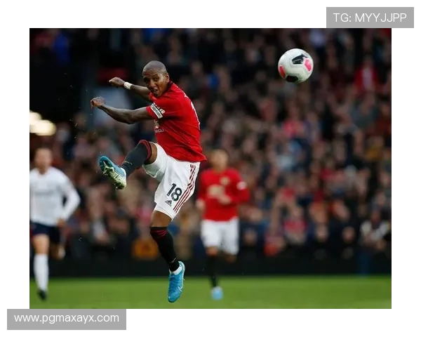 英格兰老将阿什利·扬如何从英超标王踢到39岁?22年生涯回顾 英格兰老将阿什利·扬如何从英超标王踢到39岁?22年生涯回顾